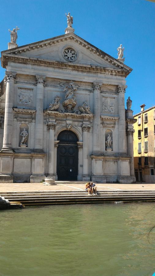Love Island Venecia Exterior foto